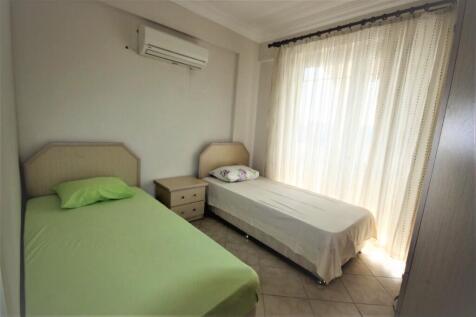1st bedroom