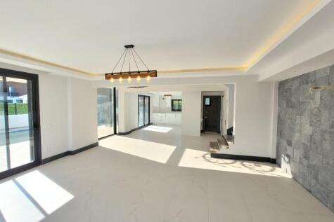 Lounge and kitchen