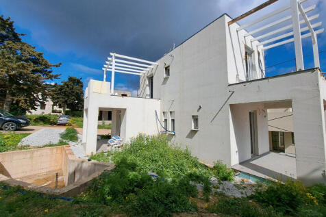 house 1 of 3