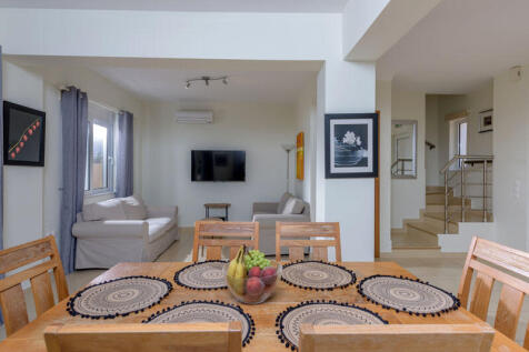 Semi-det. villas 1&amp;2