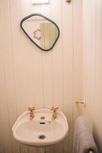 Toiled / Small WC
