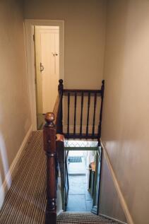 Fyny Grisiau / Upstairs