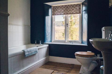 Ystafell Ymolchi / Bathroom