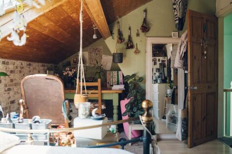 Ystafell Wely 4 / Bedroom 4