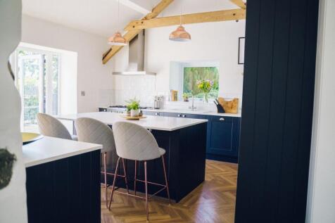 Tyddyn Hir: Cegin / Kitchen