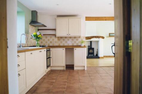 Nyth Bach: Cegin / Kitchen