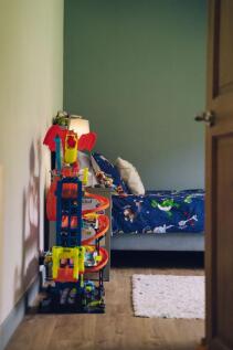 Ystafell Wely 2 / Bedroom 2