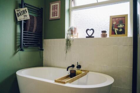 Ystafell Molchi / Bathroom
