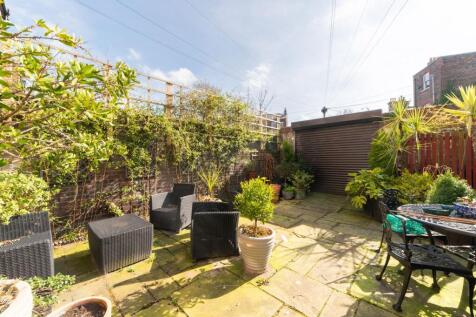 Property Image 4