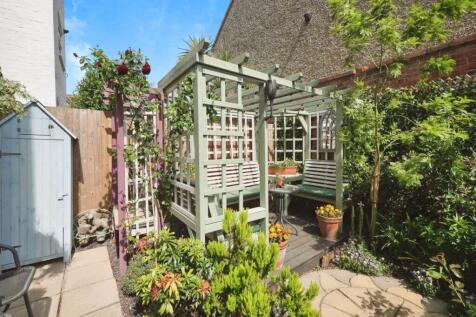 Rear Garden (1)
