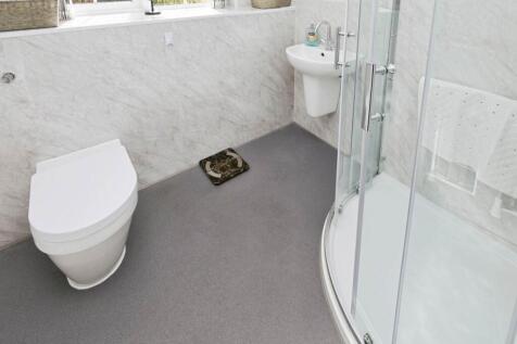 Family Shower Room