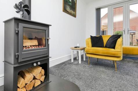 Lounge - log burner