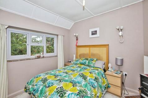Bedroom 1 (1)