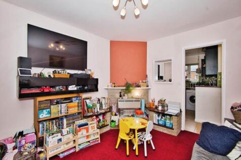 Living Room (3)