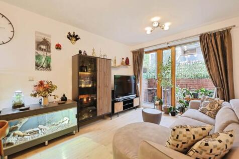 Open Plan - Living R