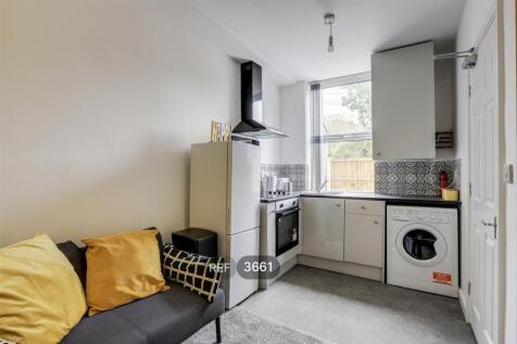 Kitchen / Living area