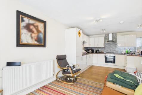 Kitchen/Living area