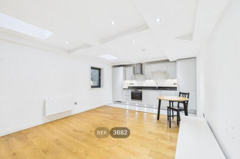 Kitchen / Living room