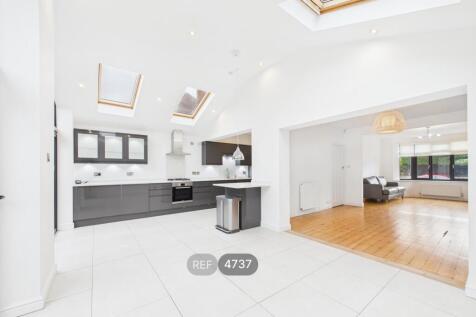 Kitchen/Living area
