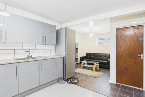 Kitchen / Living area