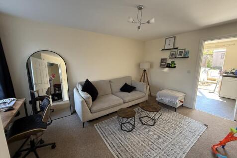 Lounge 1