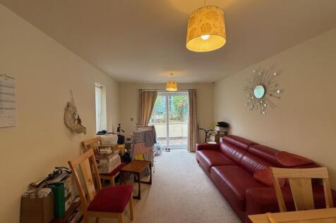 Lounge 2