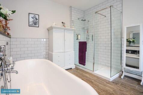 Bath 3