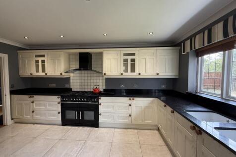 Kitchen 3