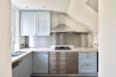 Agent &amp; Homes-29 Marloes Road-6_Hi.jpg