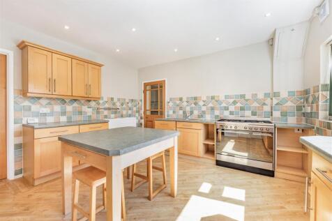 8548986-interior20.j