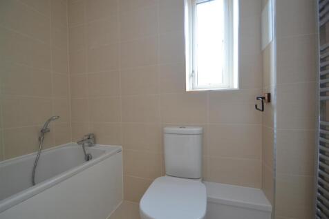 Bathroom.JPG
