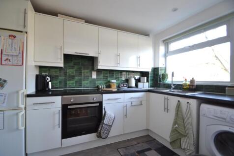 Kitchen.JPG