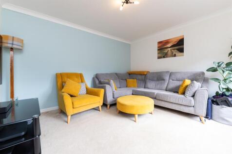 Sitting room a.jpg