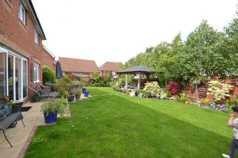 Garden a.JPG