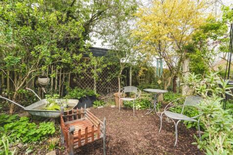 Garden a.jpg