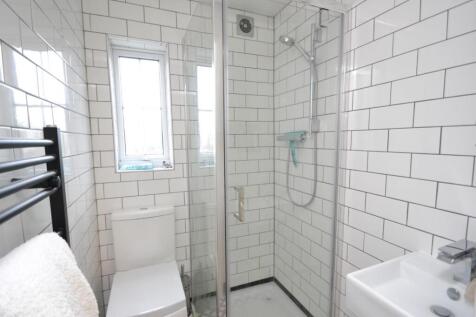 Shower Room.JPG