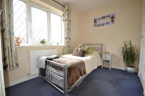 Bed 3 a.JPG
