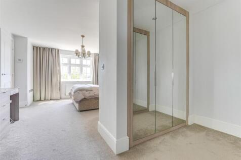 Dressing area.jpg