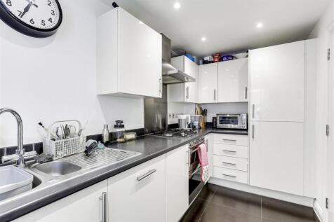 Kitchen a.JPG