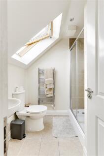 Ensuite.JPG