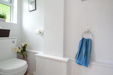 Cloakroom.JPG