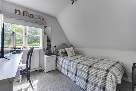 bed 3.jpg