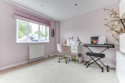 Play Room a.jpg