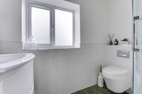 Ensuite.jpg