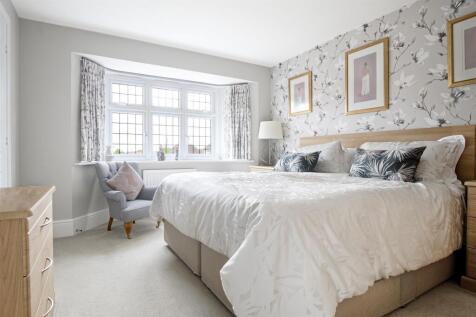 Master Bedroom.jpg