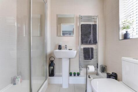 Ensuite.jpg