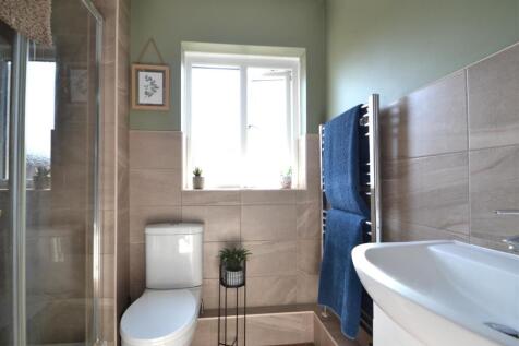 Shower Room.JPG