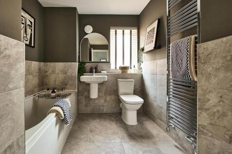 A family bathroom completes the first floor