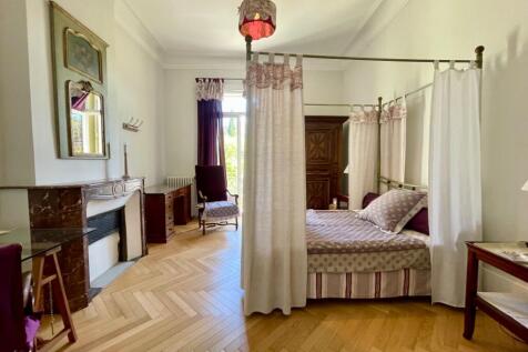Room2