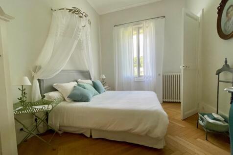 Room 7